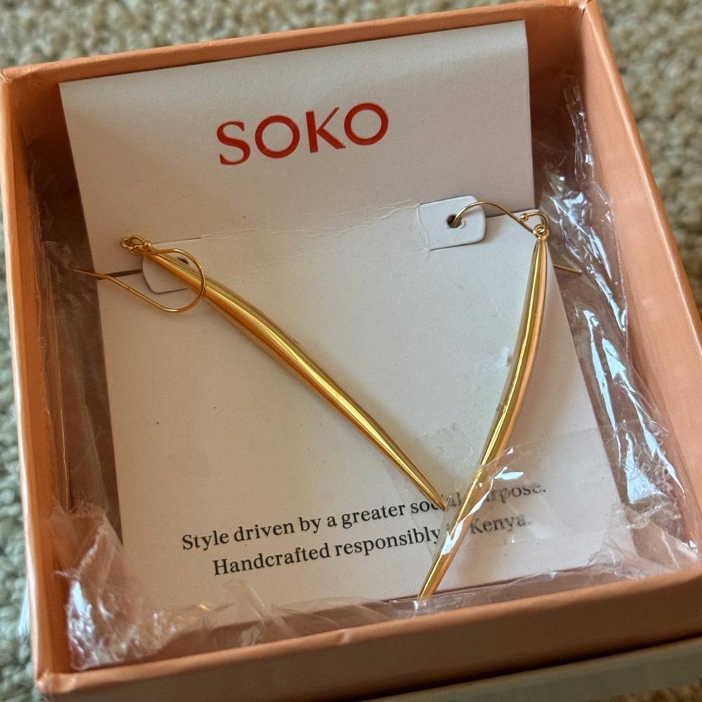 SOKO Gold Dangle Earrings